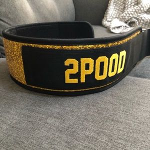 BRAND NEW 2POOD gold sparkle